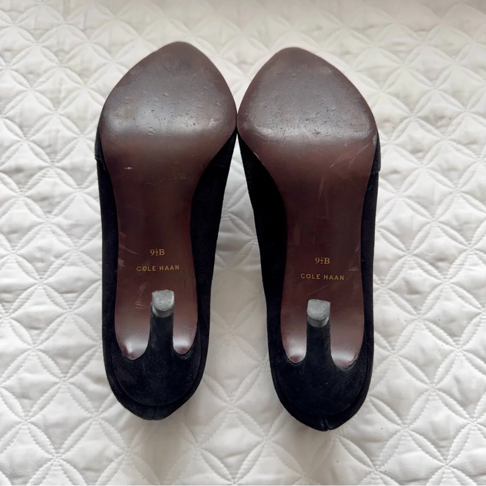 Cole Haan Allaire Shootie II Pointed Toe Suede Heeled Ankle Bootie Black Sz 9.5
